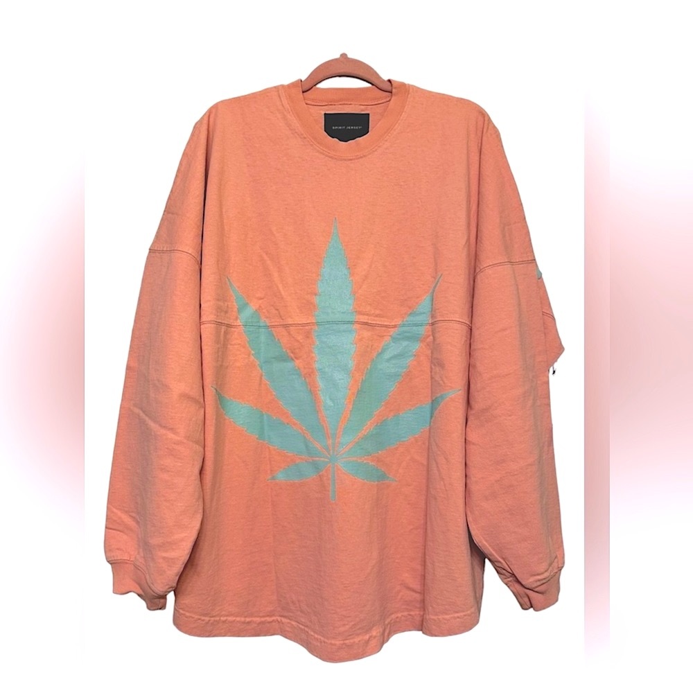 Large NWT Spirit Jersey High From LA long sleeve